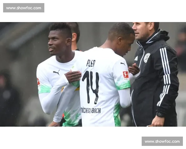 拜仁对阵萨尔茨堡首发阵容解析强强对话战术看点全览