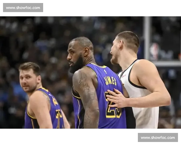 掘金对决湖人焦点之战全程直播解析双方战术与巨星表现赛场走势看