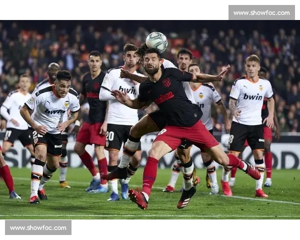 皇马迎战瓦伦西亚强强对话西甲争冠关键一役前瞻看点解析全面展望